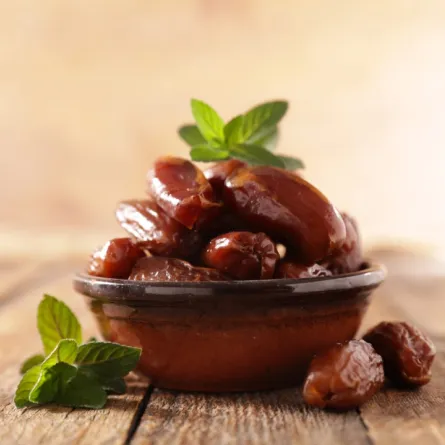 صورة لحبات التمر الشهية والمغذية