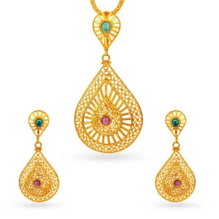 أطقم مجوهرات هندية لصيف 2023