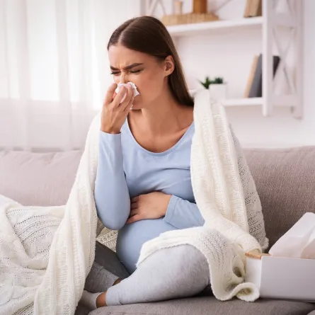 صورة لحامل تعاني من الزكام