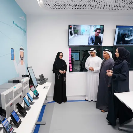 تدشين مختبر التجربة الرقمية الشاملة . الصورة من هيئة الطرق والمواصلات