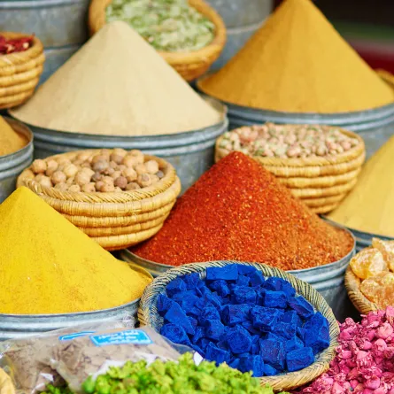 طقوس وعادات وأطباق خاصة بالشهر الفضيل