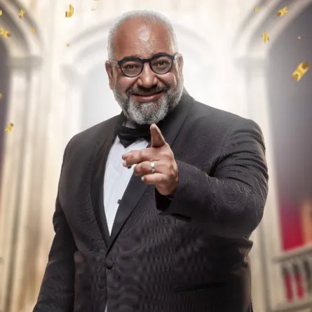 بيومي فؤاد - الصورة من صفحته الرسمية على الفيس بوك