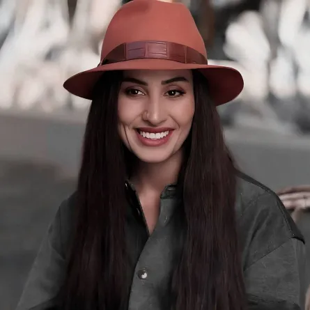 دينا الشربيني تفشل في لم شمل أسرتها