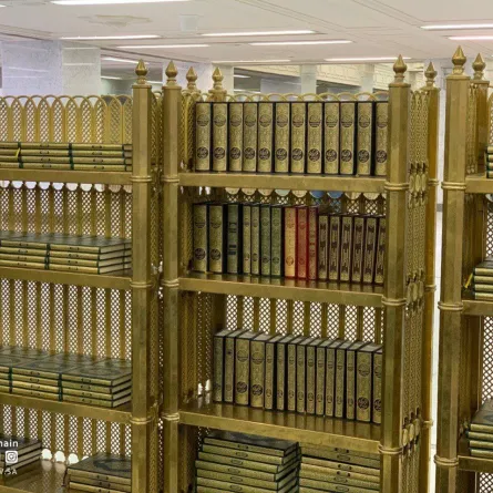 توفر التراجم بعدة لغات داخل المصليات النسائية . الصورة من رئاسة شؤون الحرمين