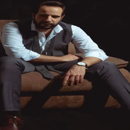 أحمد أمين - صورة من صفحته الرسمية على انستغرام 