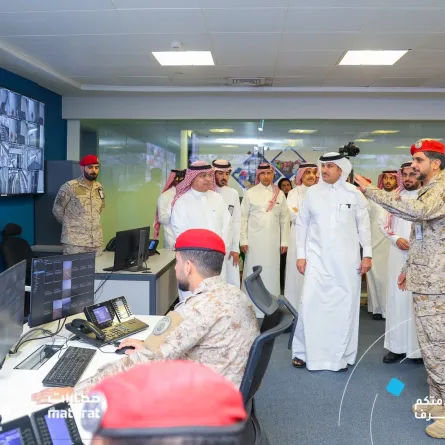 وزير النقل يقف على جاهزية الخدمات والخطط التشغيلية في مطار الملك عبدالعزيز بجدة