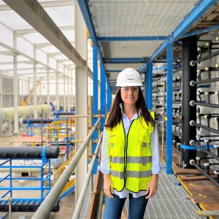 أديلايدا فرنانديز: المرأة الرائدة في المشروعات الضخمة للبنية التحتية في المملكة 