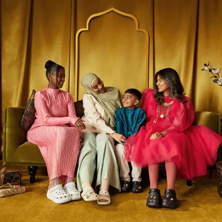 تطلق علامة كروكس التابعة لمجموعة أباريل تشكيلة حصرية لشهر رمضان