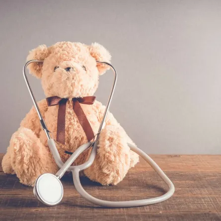 صورة تعبيرية للطفل المريض