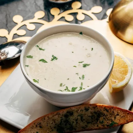 قواعد خاصة بإتيكيت تناول الشوربة 