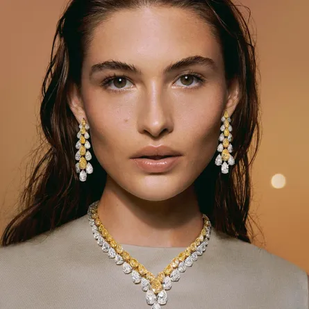 الماس أنشودة أبريل Timeless Splendors