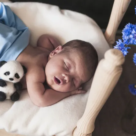 صورة مولود نائم