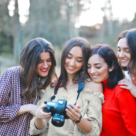 شعر عن الأصدقاء