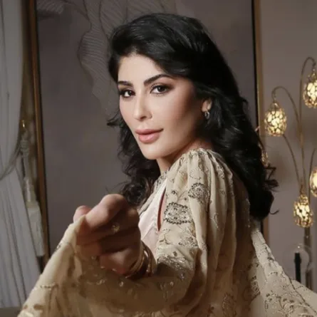 زارا البلوشي -الصورة من حسابها على الانستغرام