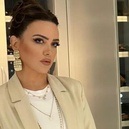 ريهام عبد الغفور توجه رسالة إلى منى زكي