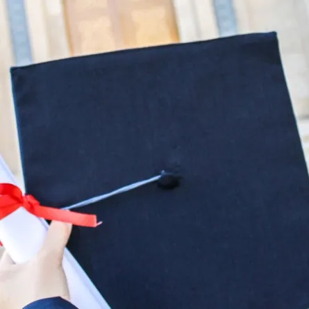 التخرج من الجامعة