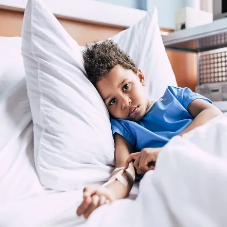 صورة لطفل مريض