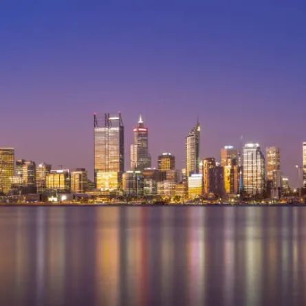 أبوظبي تستعد لاستقبال عيد الفطر السعيد. الصورة من موقع unsplash