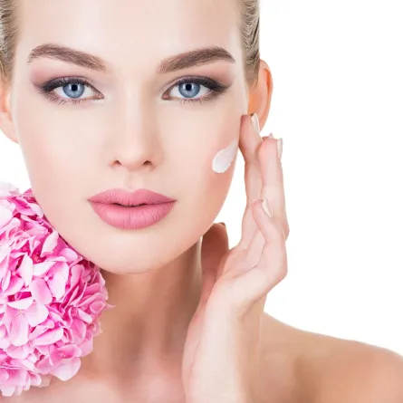 بشرة متوهجة قبل العيد