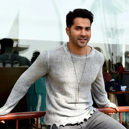 فارون داوان من أشهر نجوم بوليوود- مصدر الصورة: SUJIT JAISWAL / AFP