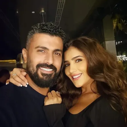 محمد سامي وزوجته مي عمر -الصورة من حسابه على إنستغرام