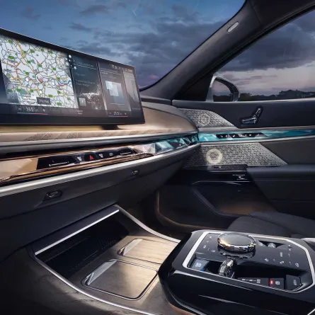 مقصورة مريحة للسائق - BMW I7 Series