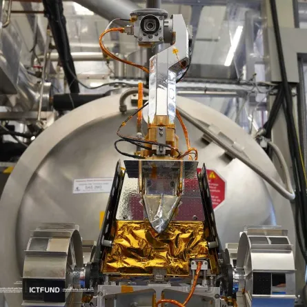 مركز محمد بن راشد للفضاء يطلق تجربة "المستكشف راشد: مهمة على سطح القمر" بتقنية الواقع المعزز - الصورة من وام