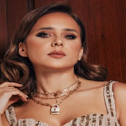 نيللي كريم صورة من صفحتها على إنستغرام