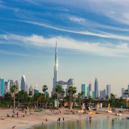 23 عاما لتصبح مليونيرا في الإمارات