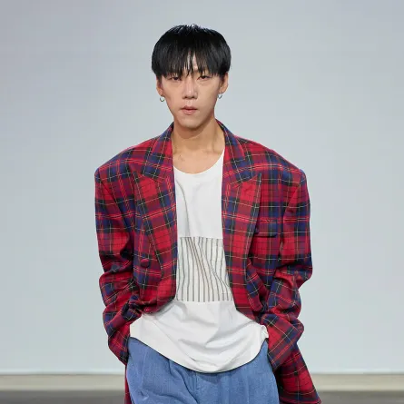 للرجل.. أفكار لتنسيق التيشرت الكاجوال لصيف 2023