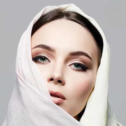 مكياج نيود للعروس المحجبة لشتاء 2023