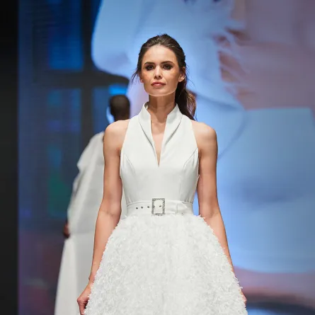 أفكار جديدة  لفستان زفاف عصري وعملي