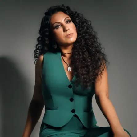 المصممة ريم العدل: أحلم بتغيير نظرة الجمهور إلى مصمّم الأزياء