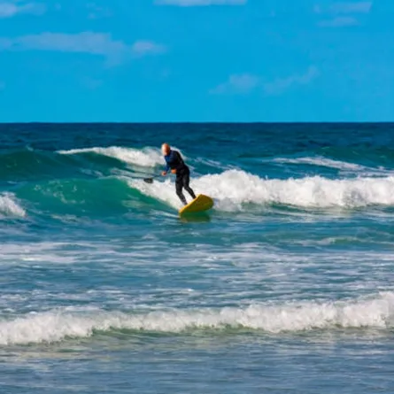 مسن عمره 89 عاماً يتمتع بلياقة غير متوقعة بموسوعة غينيس 
