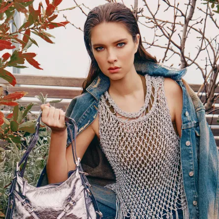 إكسسوارات بتدرّجات الفضي Silver Mode