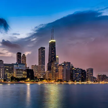 إمارة أبوظبي. الصورة من موقع unsplash