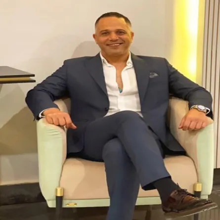 الفنان الراحل مصطفى درويش - الصورة من حسابه الرسمي على إنستغرام