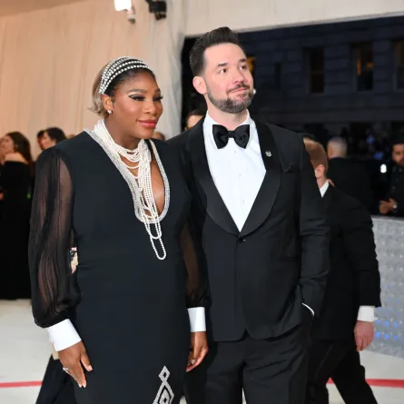Serena Williams and Alexis Ohanian at the Metropolitan Museum of Art on May 1, 2023, in New York. ANGELA WEISS / AFP