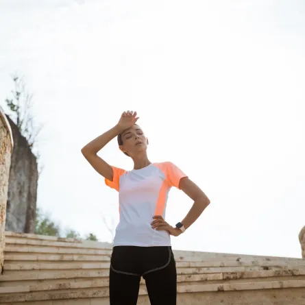 أعراض ضربة الشمس ومخاطرها.. انتبهي لها منعاً للمضاعفات «المصدر: Adobe.Stock»