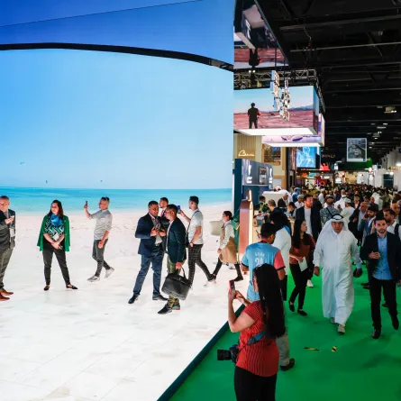 معرض سوق السفر العربي بدبي يختتم فعاليات النسخة الـ 30 بإقبال كبير ومشاركة سعودية ضخمة