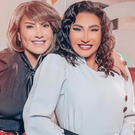 سحر حسين وشقيقتها هدى حسين- الصورة من حساب سحر حسين على انستغرام