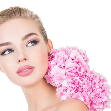 الورد للعناية بالبشرة