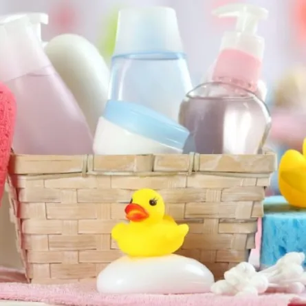 صورة لبعض مستلزمات المولود الجديد