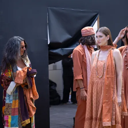 المصممة شهيرة فهمي تدعم الصناعة المحلية- تصوير: يحي أحمد