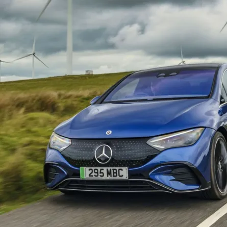 سيارات في صدارة مدى سير البطارية بشحنة واحدة