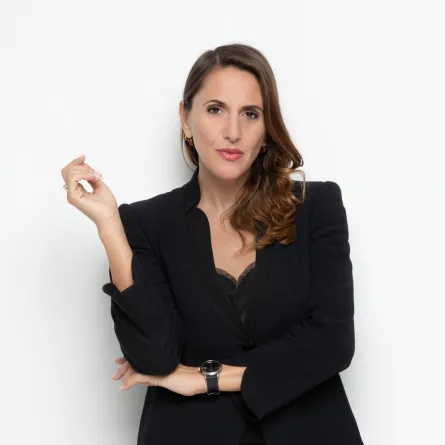 المصممة دلفينا كورتيز Delfina Cortese: في منزلي لكل شيء معنى ولكل قطعة قصّة وذكرى