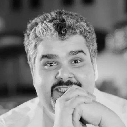 الفنان الراحل فهد الحيان - الصورة من حساب الفنان رابح صقر على تويتر