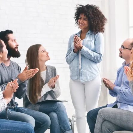 ما هي مجموعات الدعم النفسي؟ (المصدر: Adobe.Stock)