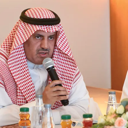 رئيس جامعة الملك خالد يدشن خدمات تقنية المعلومات ويكرم الفائزين بمعسكر المهارات الرقمية