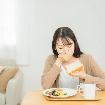 صورة لحامل تتبع حمية قاسية ومضرة